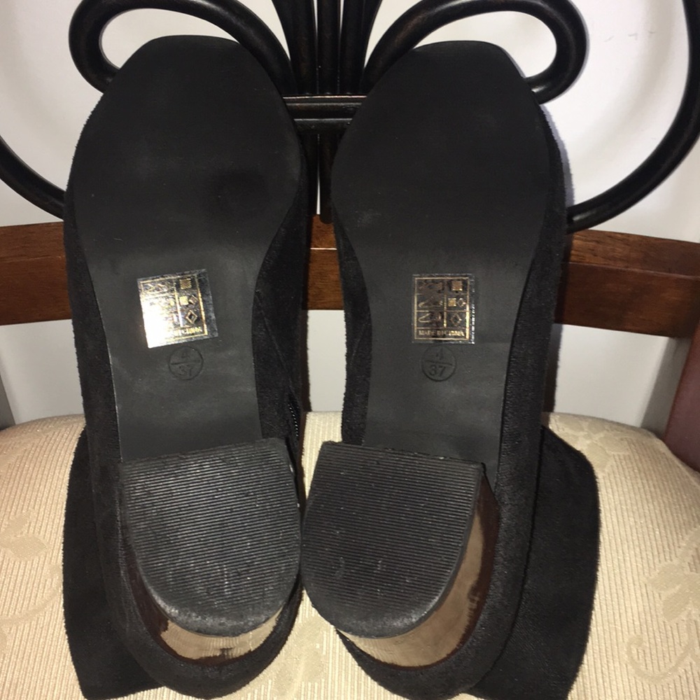Kitten Heel Boots - Picture 3 of 3